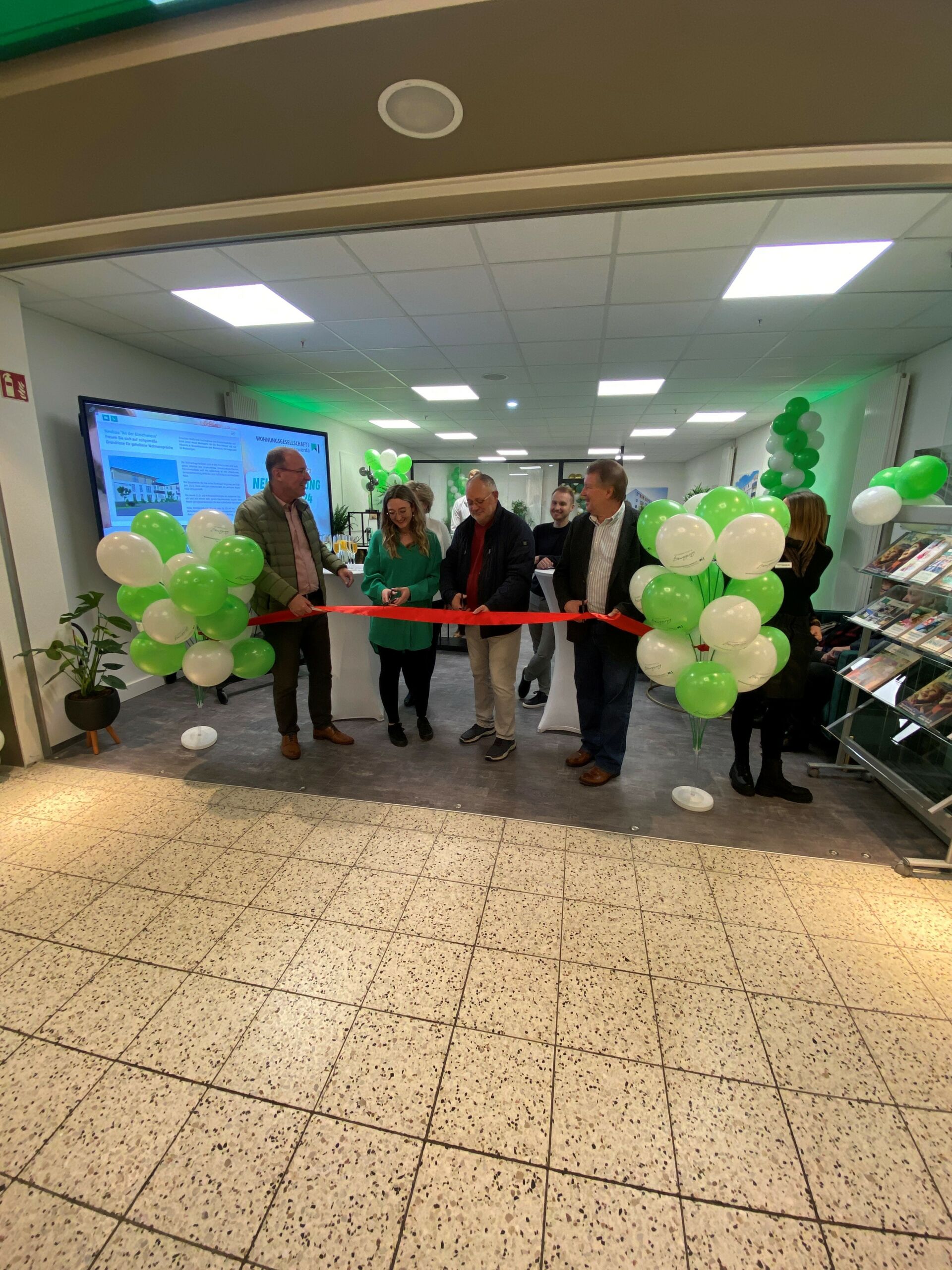schuster in krefeld im globus markt