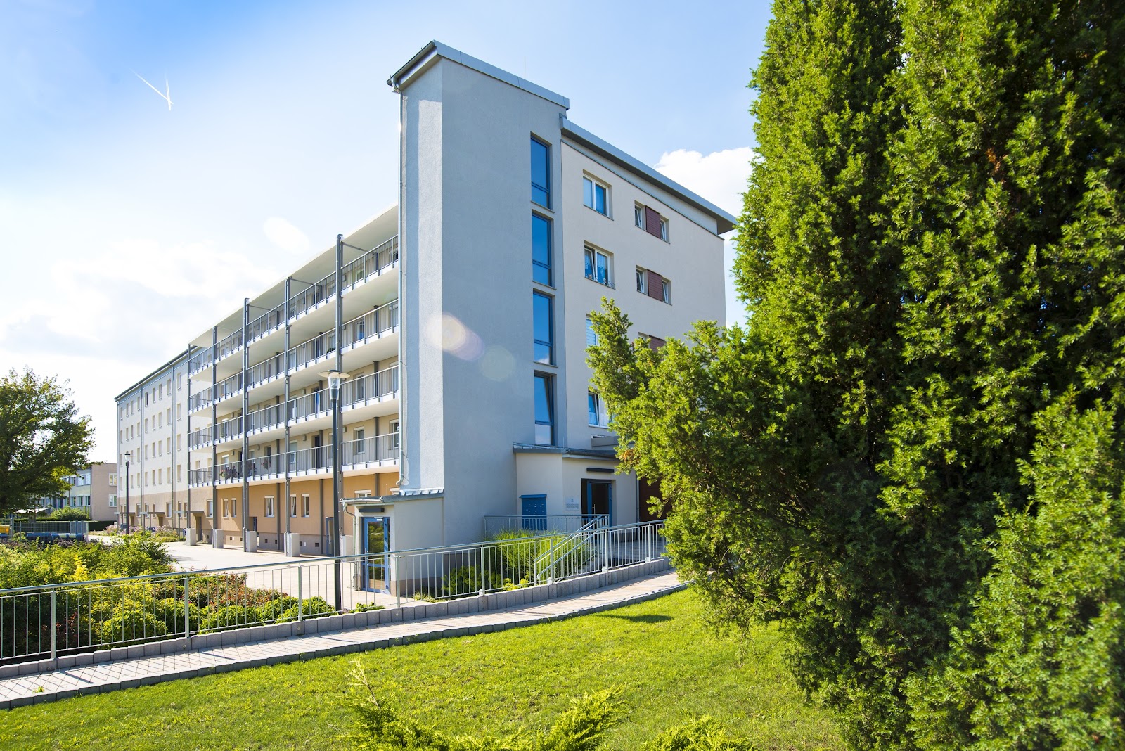 2-Raum Wohnung in Heinrich-Mann-Straße 2 (WK 3)